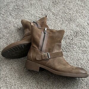 Nine West women's Brown Suede Ankle Boots with Side Zip